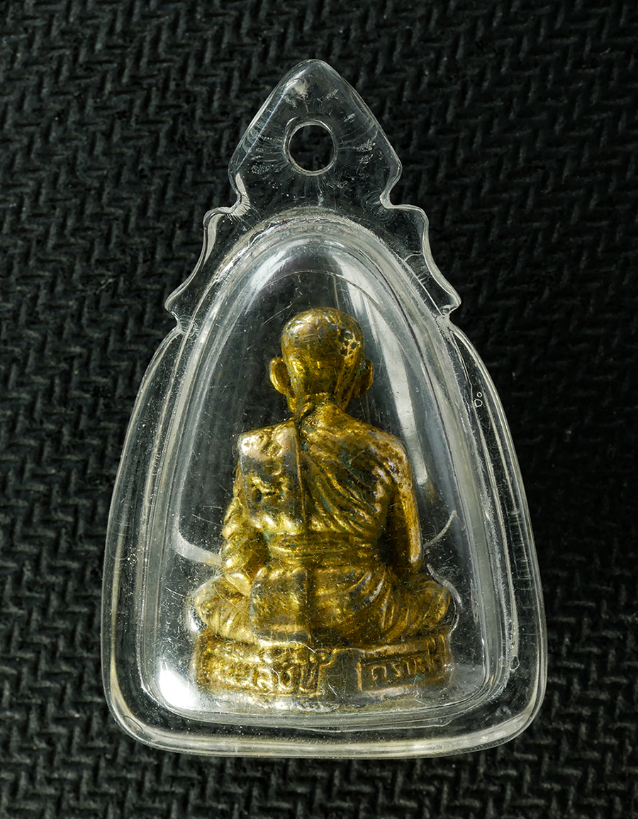 9Sep25 (237)ap.jpg - รูปหล่อหลวงพ่อชิต อชิตาคโร วัดเนินสังข์ อ.พนัสนิคม จ.ชลบุรี ฉลองอายุวัฒนมงคล 73 ปี เนื้อกะไหล่ทอง พระเก่าสวย น่าเก็บสะสมบูชา | https://kamulet.in.th